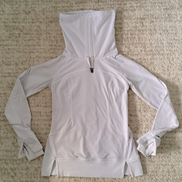 Lululemon Flurry Fighter Pullover
White/light lilac Size 4 - Picture 5 of 15